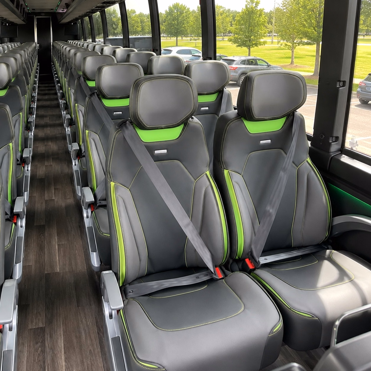 charter bus airport transfers to and from new orleans international airport