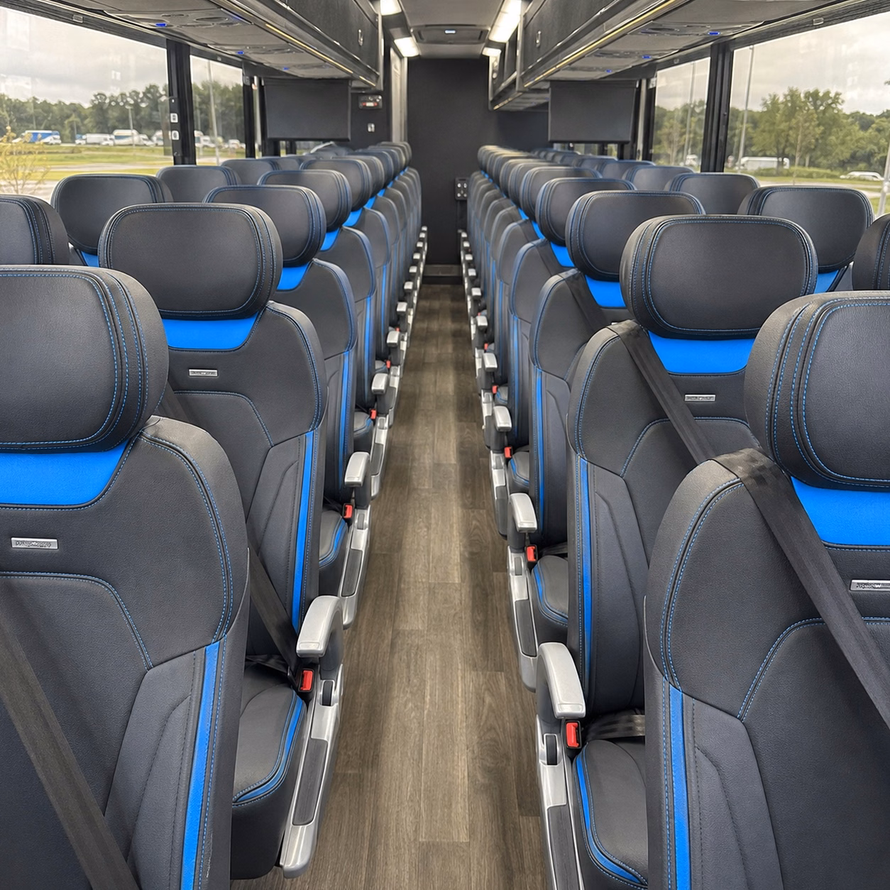 charter buses for lsu campus and museum field trips in baton rouge